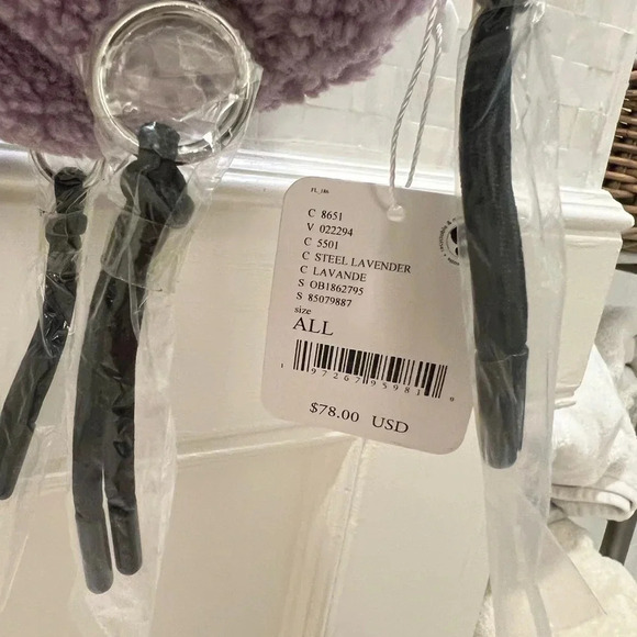 NWT new FREE PEOPLE overachiever Sherpa sling bag lavender purple fuzzy teddy - Picture 6 of 17